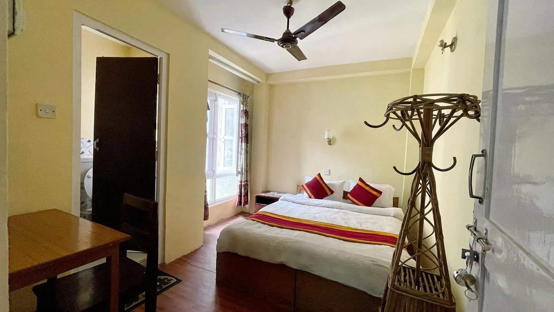 Hotel New Pokhara Peace Kathmandu Nepal